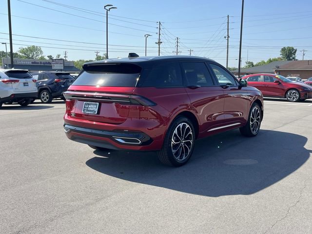 Used 2024 Lincoln Nautilus Reserve AWD/4WD image 5