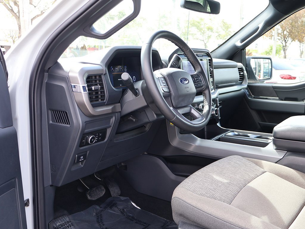 Used 2024 Ford F150 XLT w/ Mobile Office Package image 26
