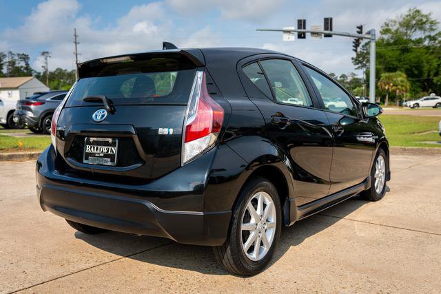 Used 2017 Toyota Prius C One FWD image 18