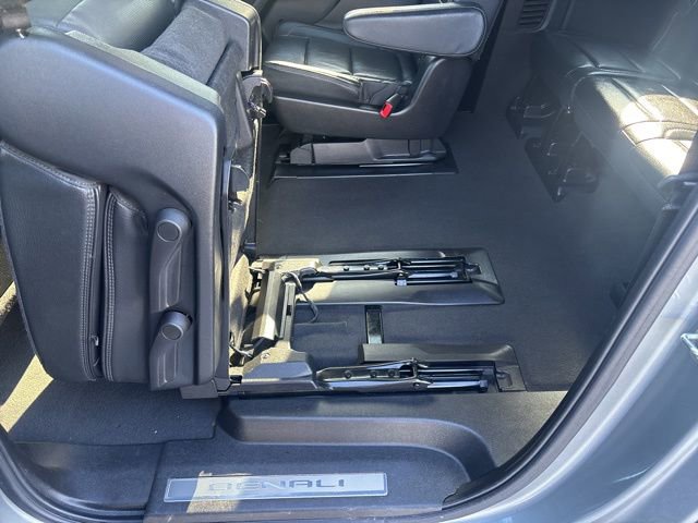 Used 2024 GMC Yukon XL Denali image 18