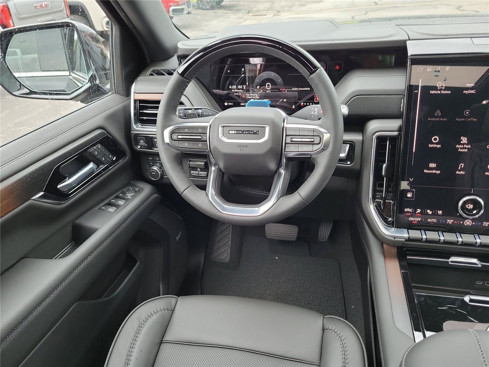 New 2026 GMC Yukon Denali w/ Advanced Technology Package AWD/4WD image 7