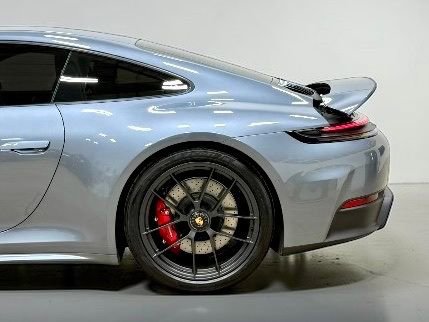 Used 2025 Porsche 911 Carrera 4 GTS image 6