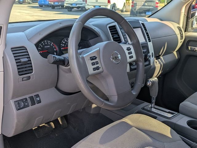 Used 2019 Nissan Frontier SV image 14