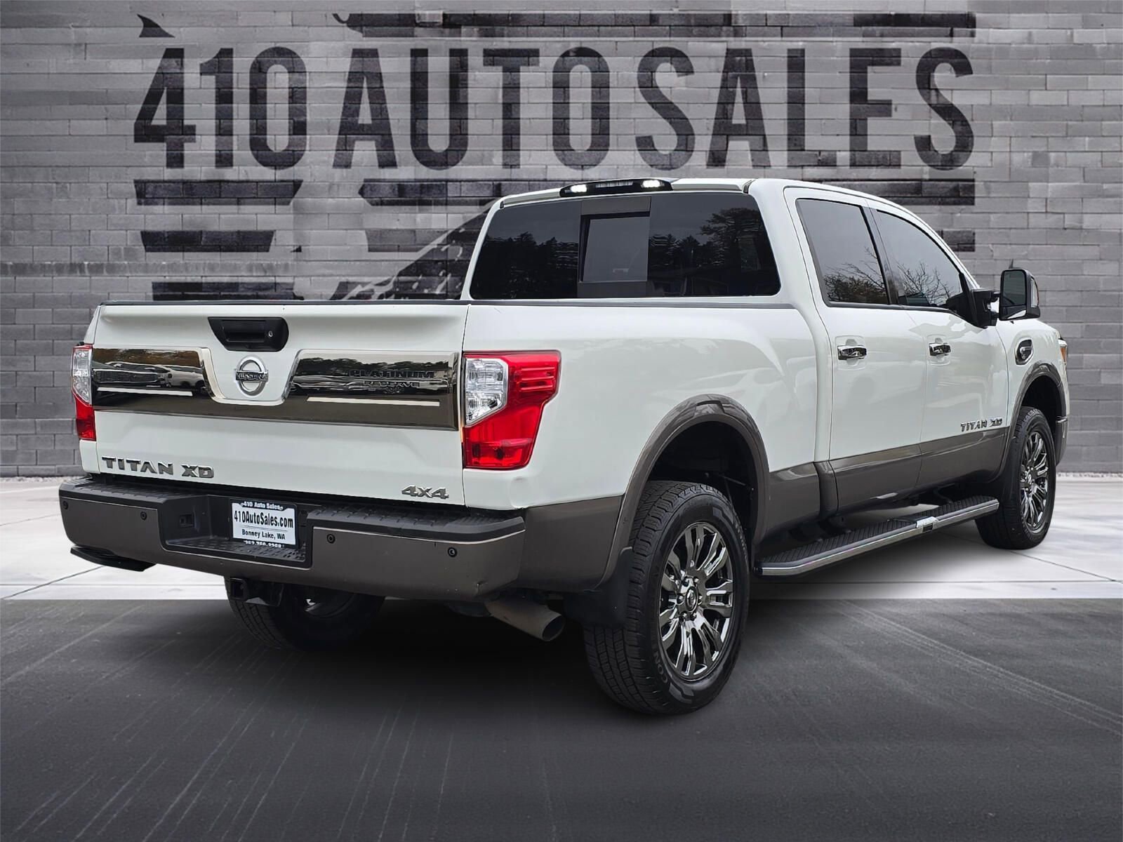 Used 2019 Nissan Titan Platinum Reserve w/ Platinum Utility Package AWD/4WD image 3