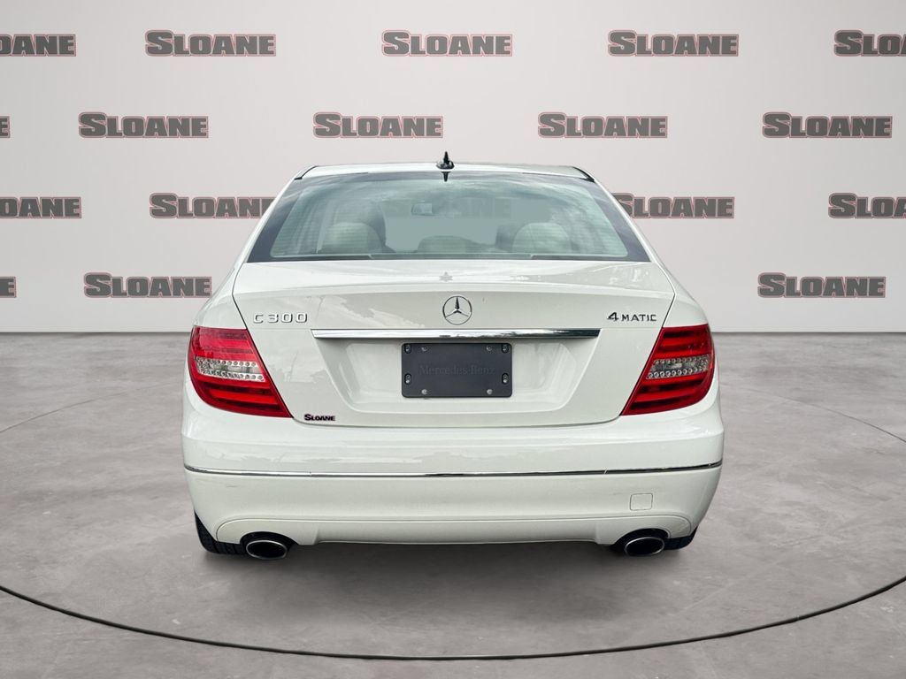 Used 2012 Mercedes-Benz C 300 4MATIC Sedan image 4