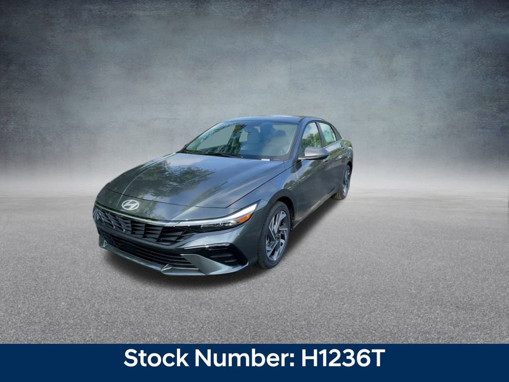 New 2025 Hyundai Elantra Limited image 7