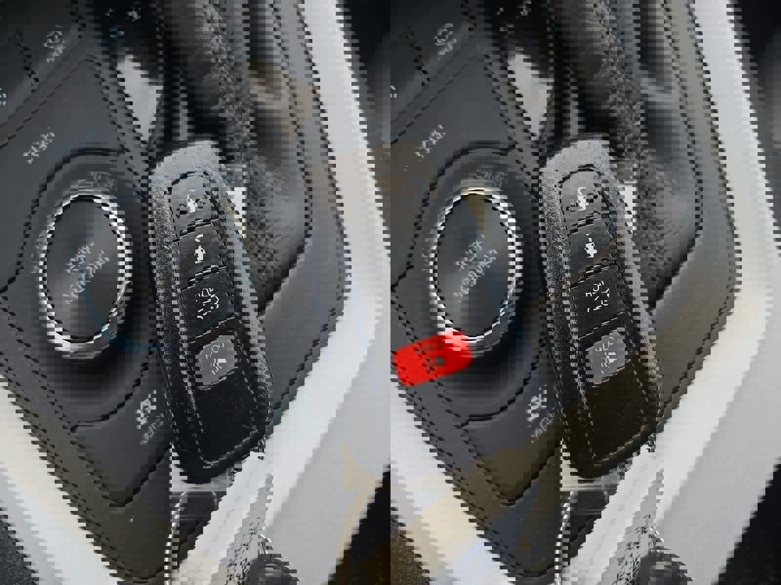 Used 2021 Toyota RAV4 XLE Premium image 35