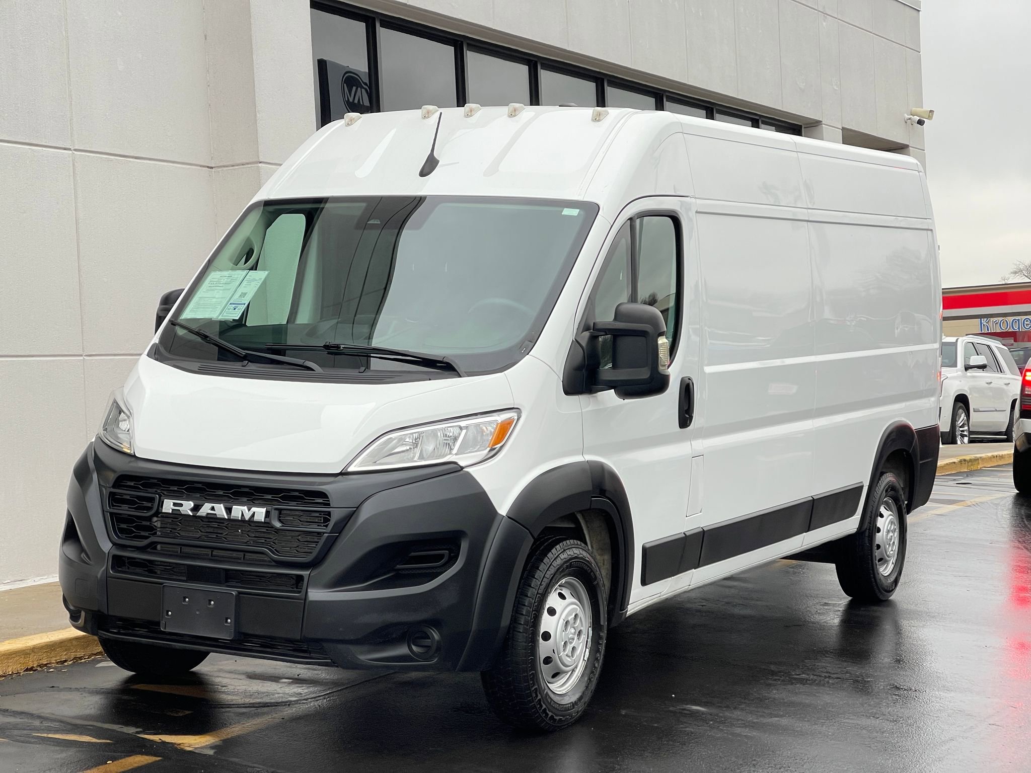 Used 2023 RAM ProMaster 2500 FWD image 7