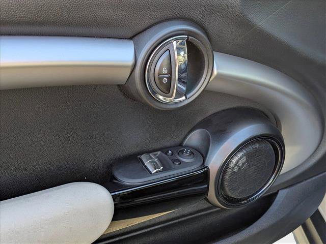 Used 2021 MINI Cooper SE w/ 6.5" Touchscreen Package image 11