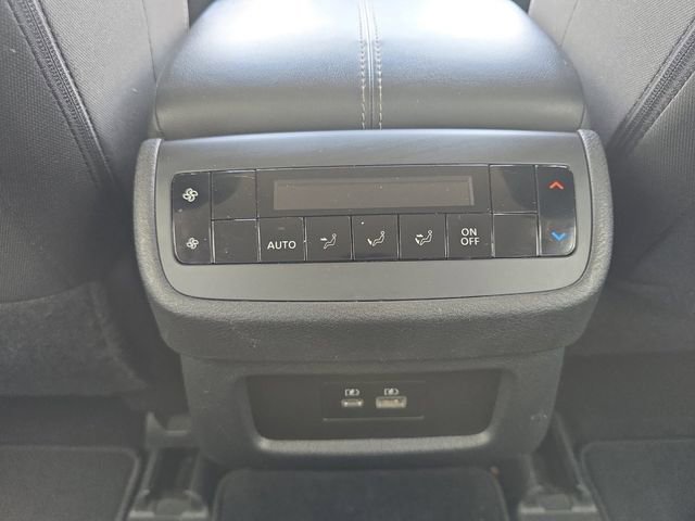 Used 2025 Nissan Pathfinder SV FWD image 26