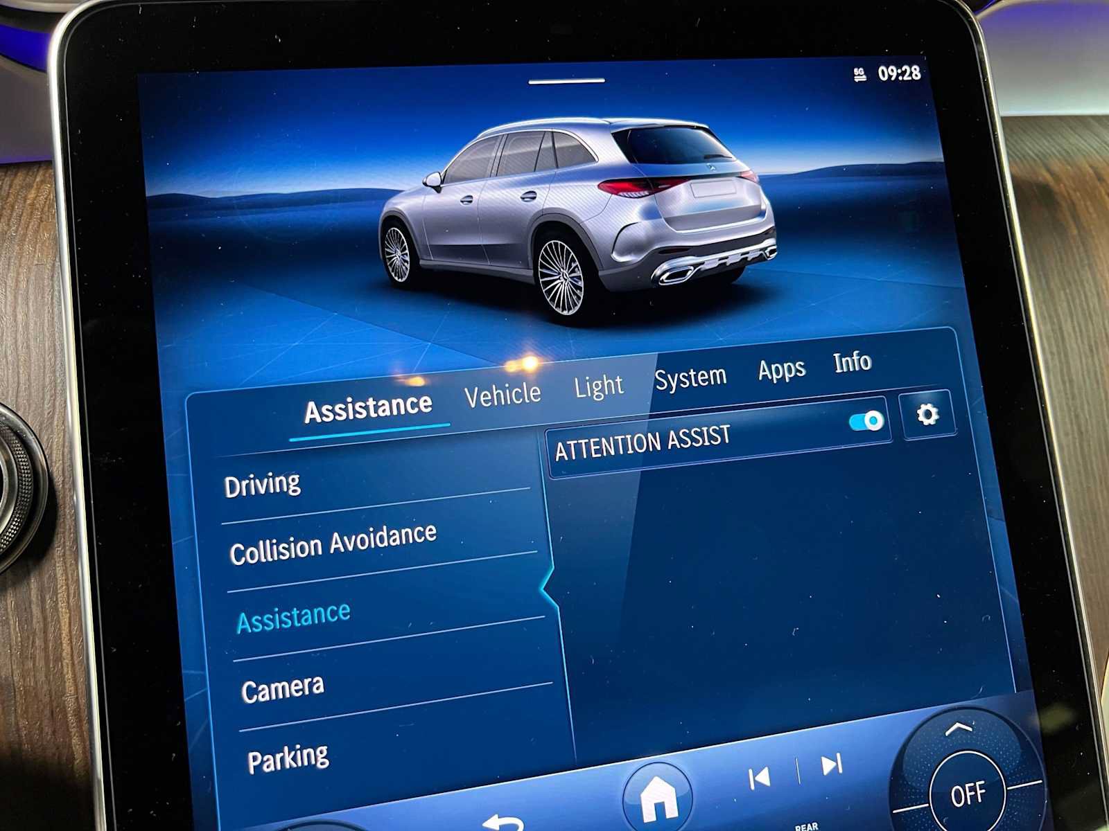 Used 2026 Mercedes-Benz GLC 300 4MATIC image 40