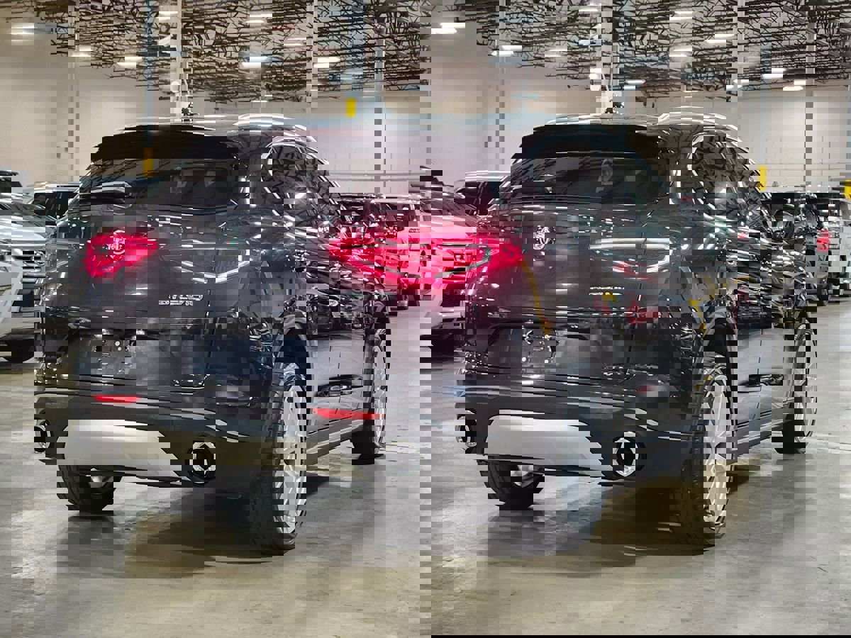 Used 2018 Alfa Romeo Stelvio AWD image 10