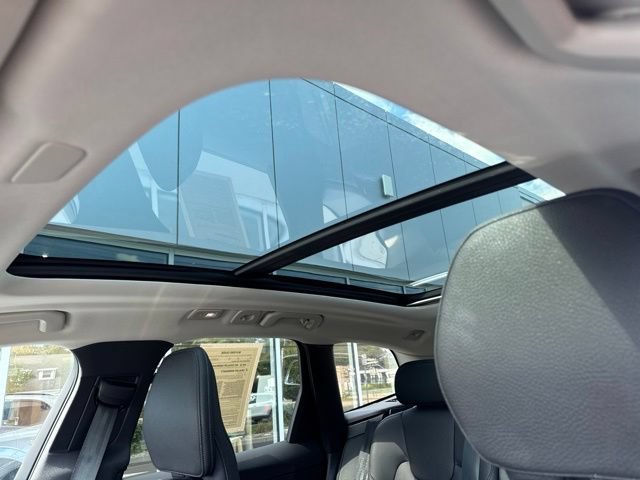 Used 2023 Volvo XC60 B5 Plus w/ Climate Package AWD/4WD image 28