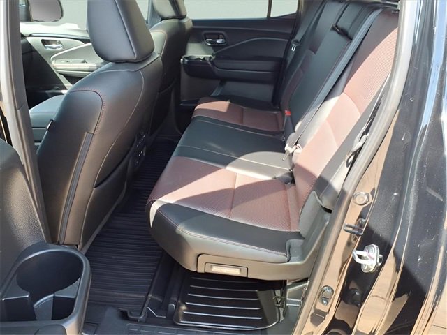 Used 2024 Honda Ridgeline Black Edition image 18
