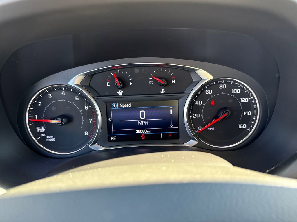 Used 2023 GMC Acadia SLE w/ Driver Convenience Package image 7