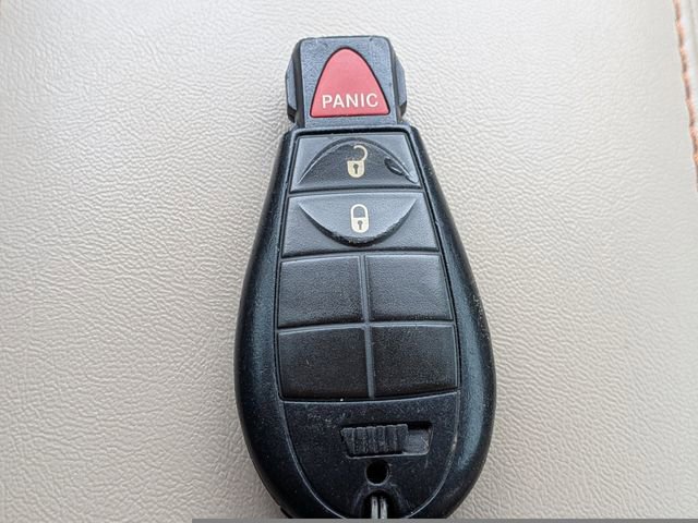 Used 2019 Jeep Cherokee Latitude w/ Popular Appearance Group image 27