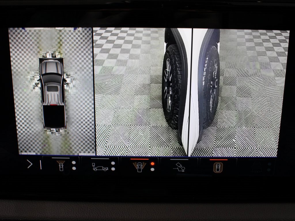 Used 2024 GMC Sierra 1500 AT4 image 19