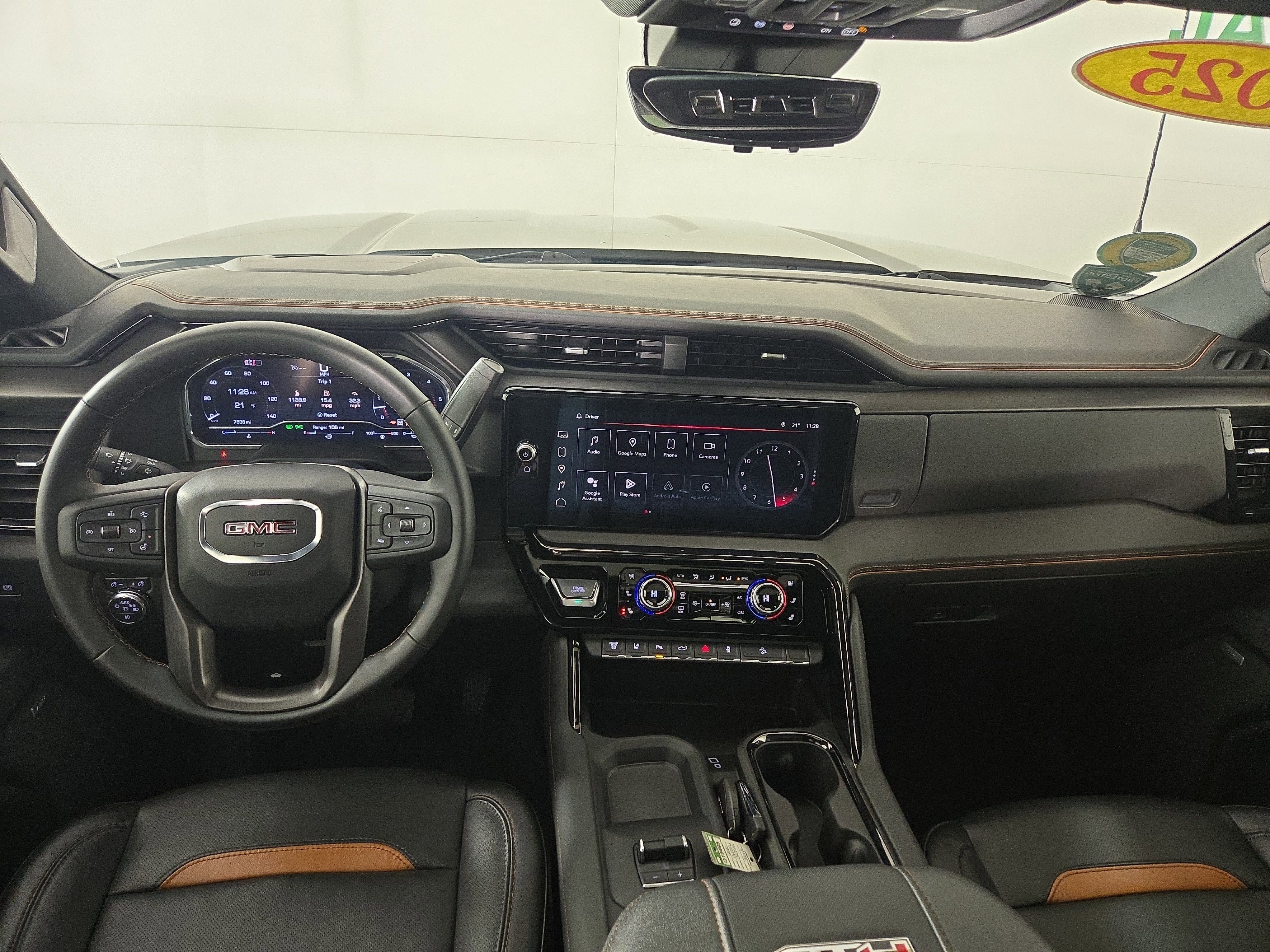 Certified 2025 GMC Sierra 2500 AT4 w/ Technology Package image 13