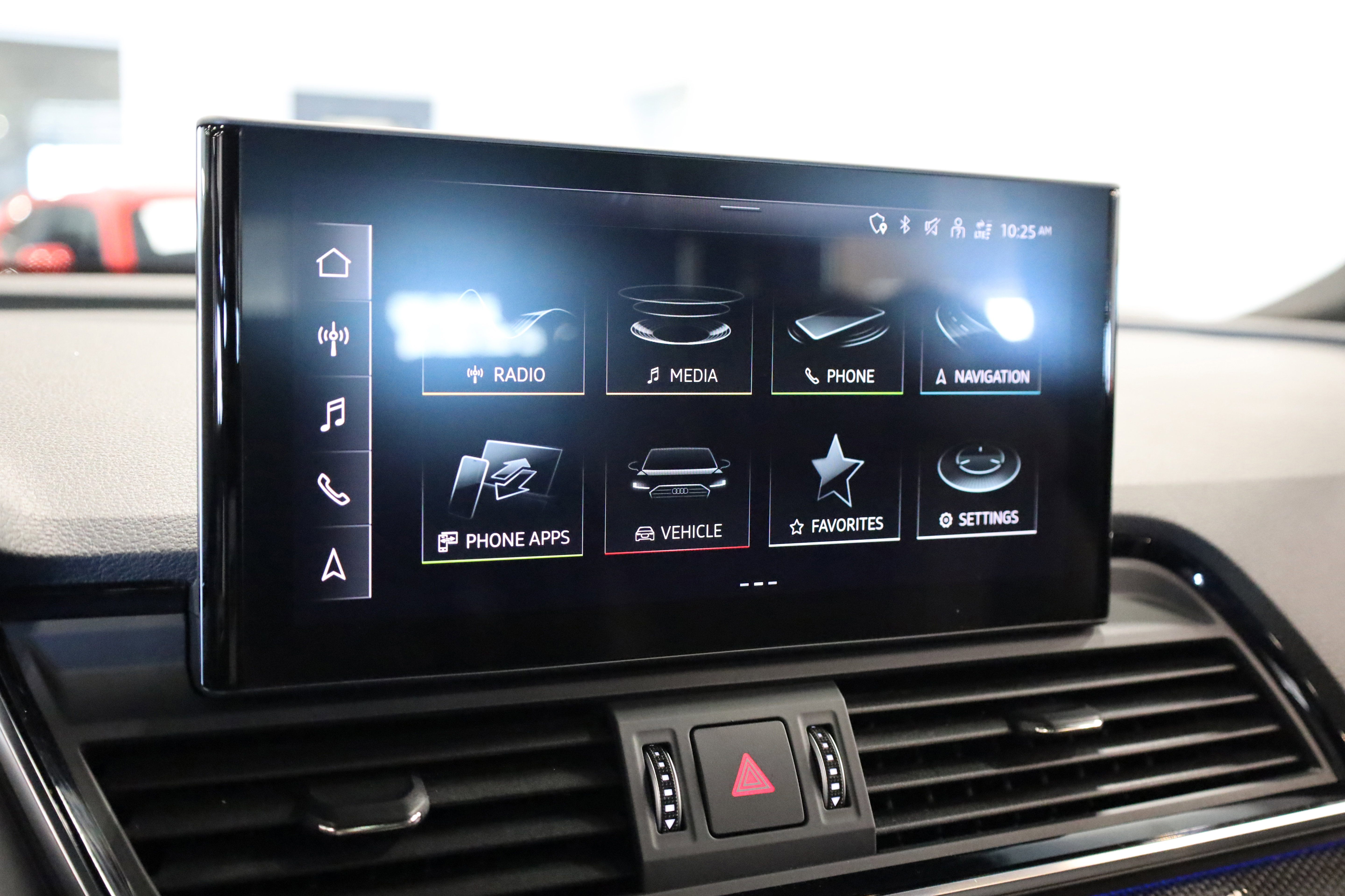 Used 2023 Audi SQ5 Prestige w/ Prestige Package image 28