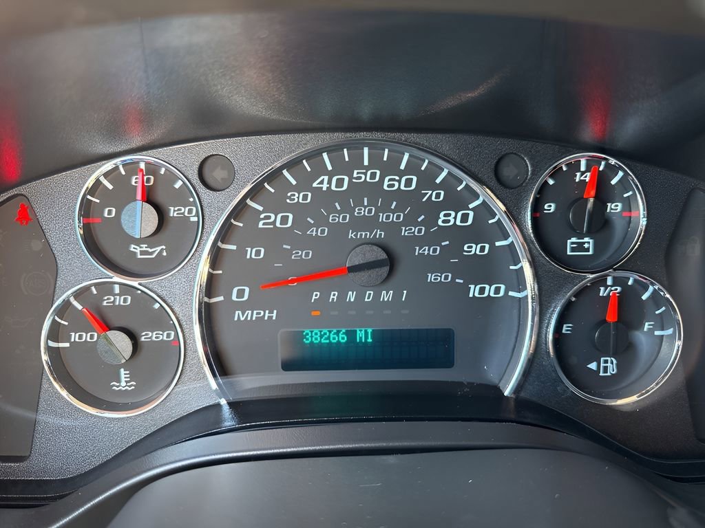 Used 2023 GMC Savana 2500 w/ Driver Convenience Package RWD image 17