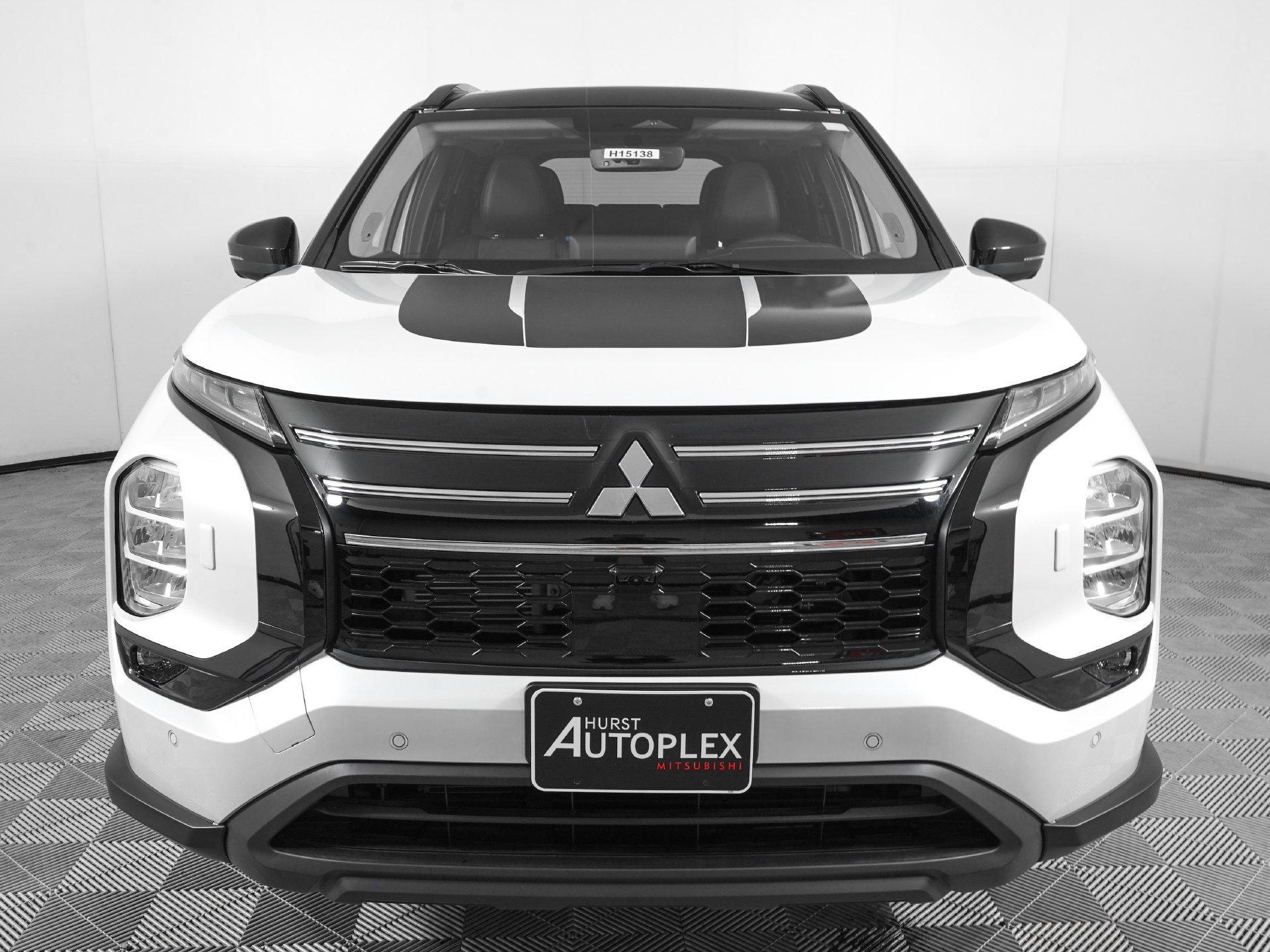 New 2026 Mitsubishi Outlander AWD image 3