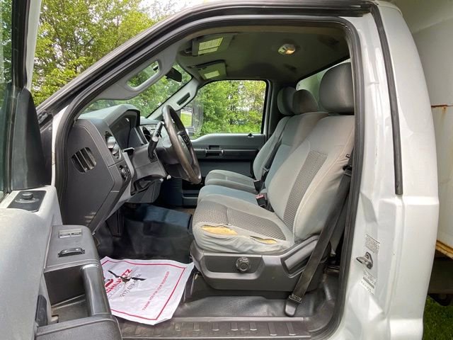 Used 2016 Ford F550 4x4 Regular Cab Super Duty image 12