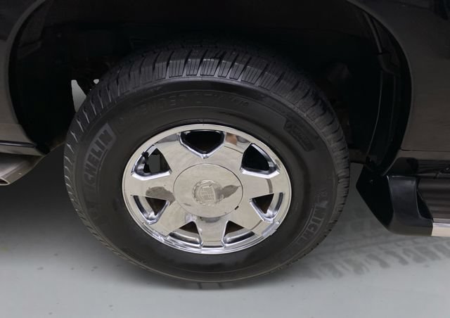 Used 2002 Cadillac Escalade EXT AWD/4WD image 17