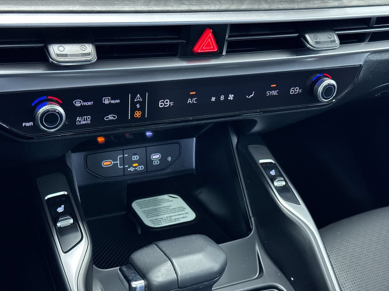 New 2026 Kia Sorento X-Line EX AWD/4WD image 24