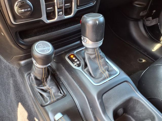 Used 2023 Jeep Gladiator Overland image 16