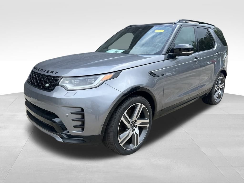 Used 2024 Land Rover Discovery Dynamic SE
