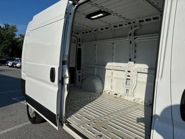 Used 2025 RAM ProMaster 3500 w/ Convenience Group FWD image 14