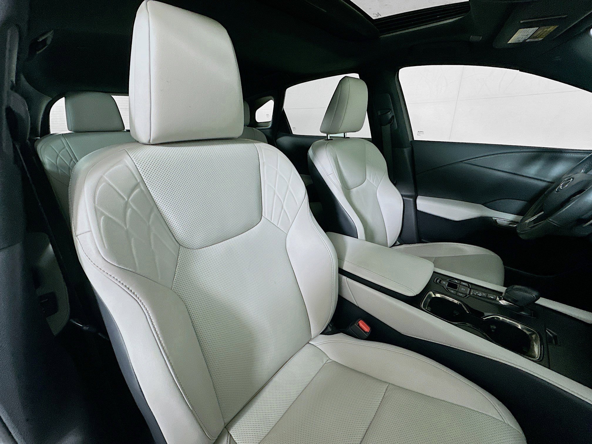 Used 2023 Lexus RX 350 Premium w/ Accessory Package (A2) image 27