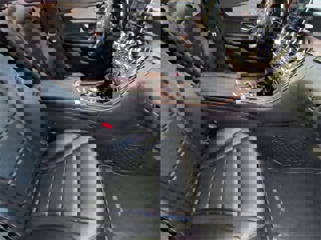 Used 2018 Mercedes-Benz C 300 Sedan image 24