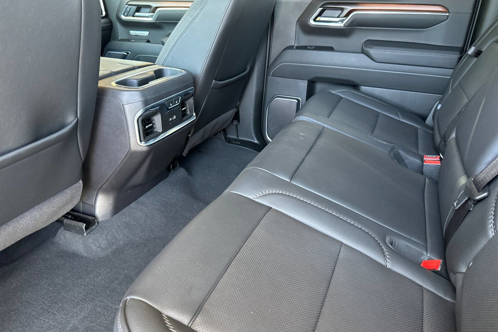Certified 2025 GMC Sierra 1500 Denali AWD/4WD image 13
