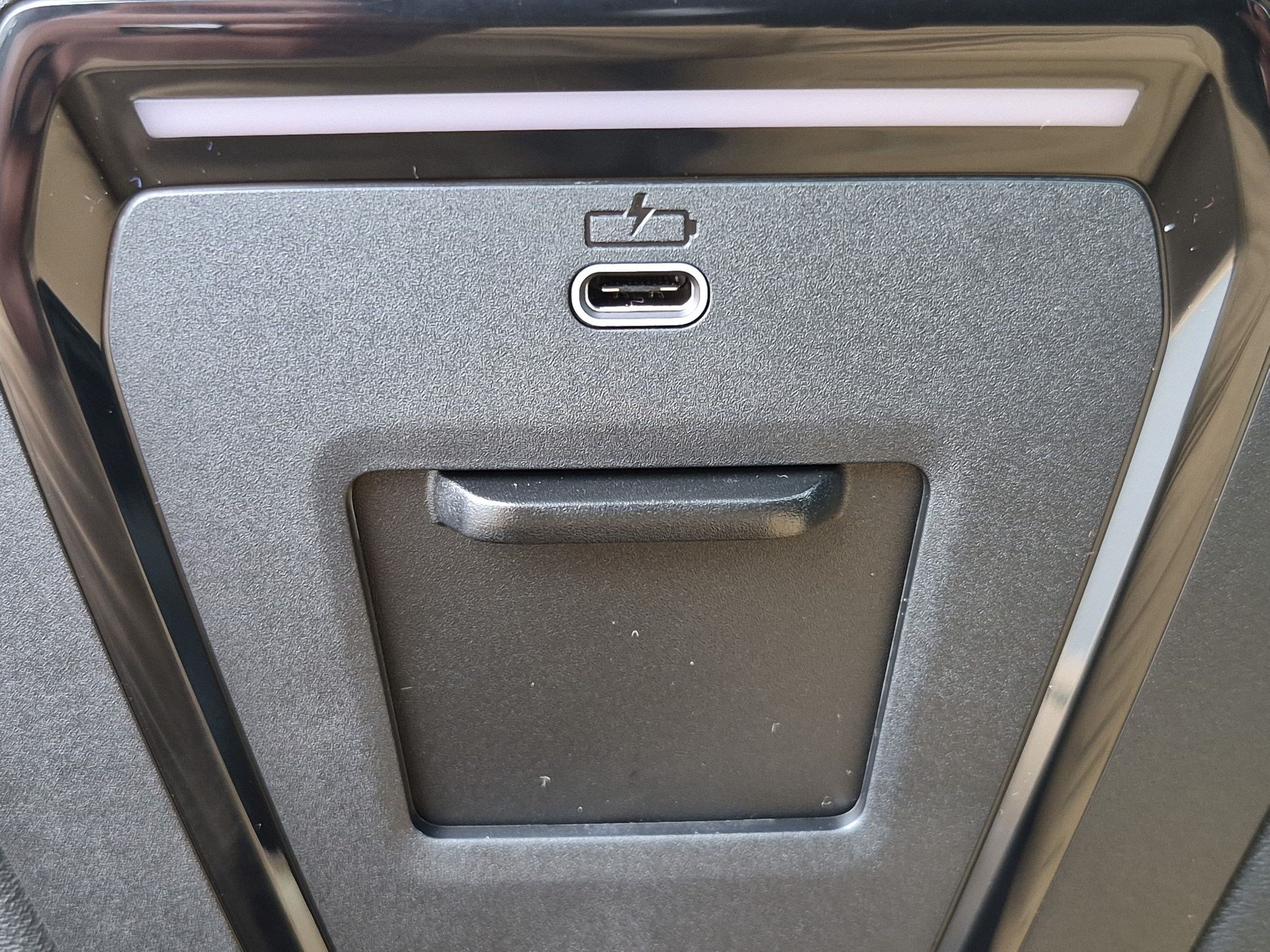 New 2027 BMW 530i w/ Convenience Package RWD image 29