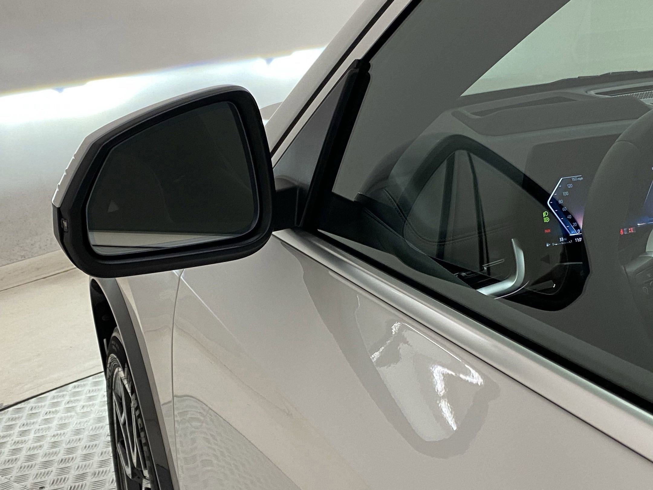 Used 2025 BMW X1 xDrive28i w/ Technology Package image 20