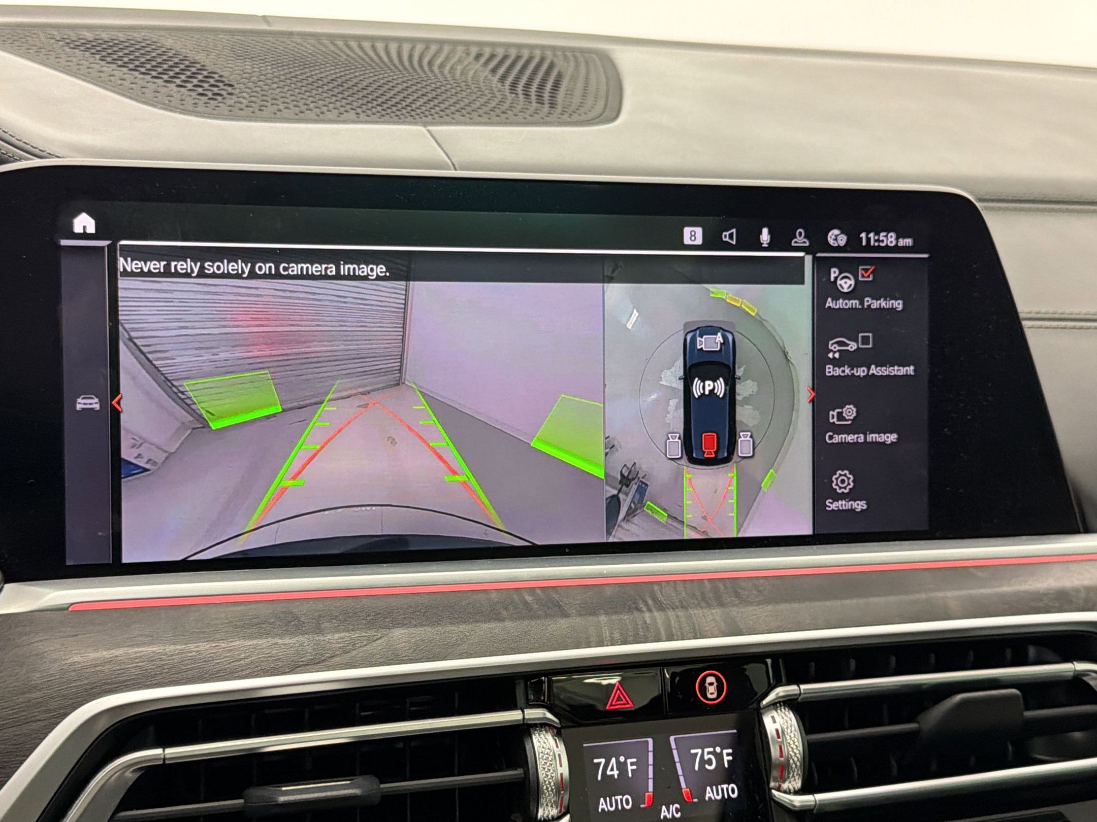 Used 2022 BMW X5 M50i w/ Dynamic Handling Package image 28