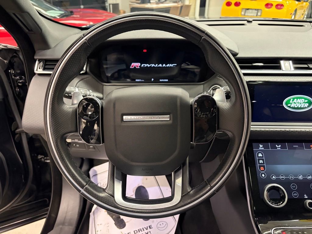 Used 2019 Land Rover Range Rover Velar R-Dynamic SE image 12