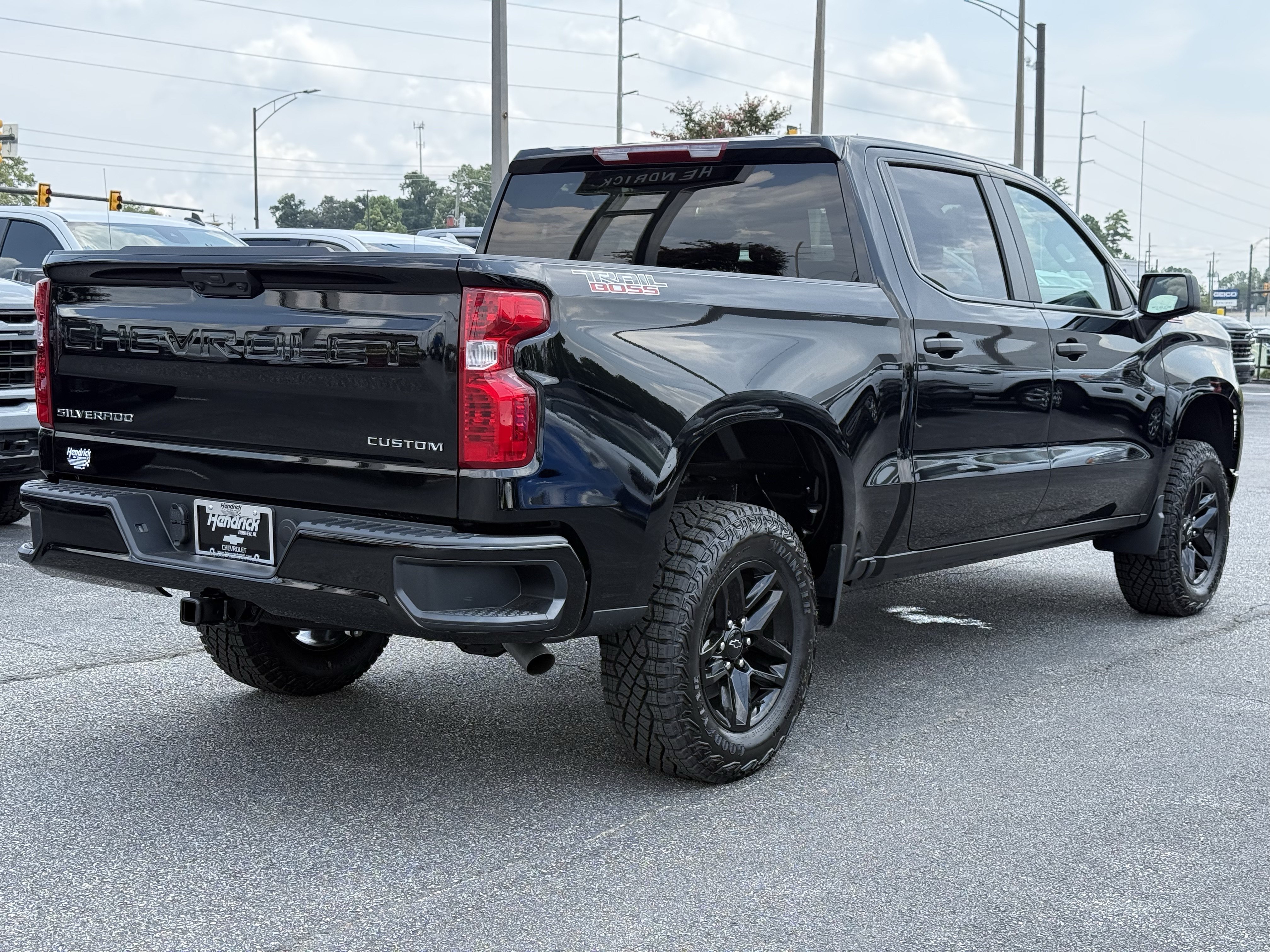 New 2026 Chevrolet Silverado 1500 Custom Trail Boss AWD/4WD image 10