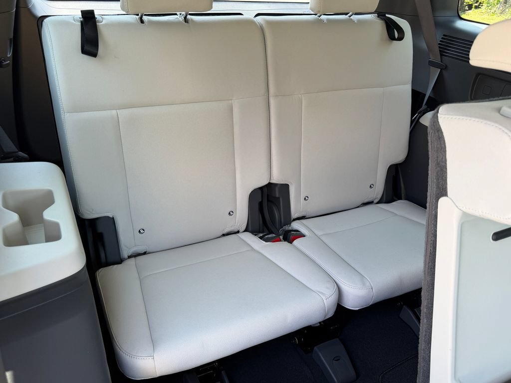 New 2026 Hyundai Santa Fe SE AWD/4WD image 10