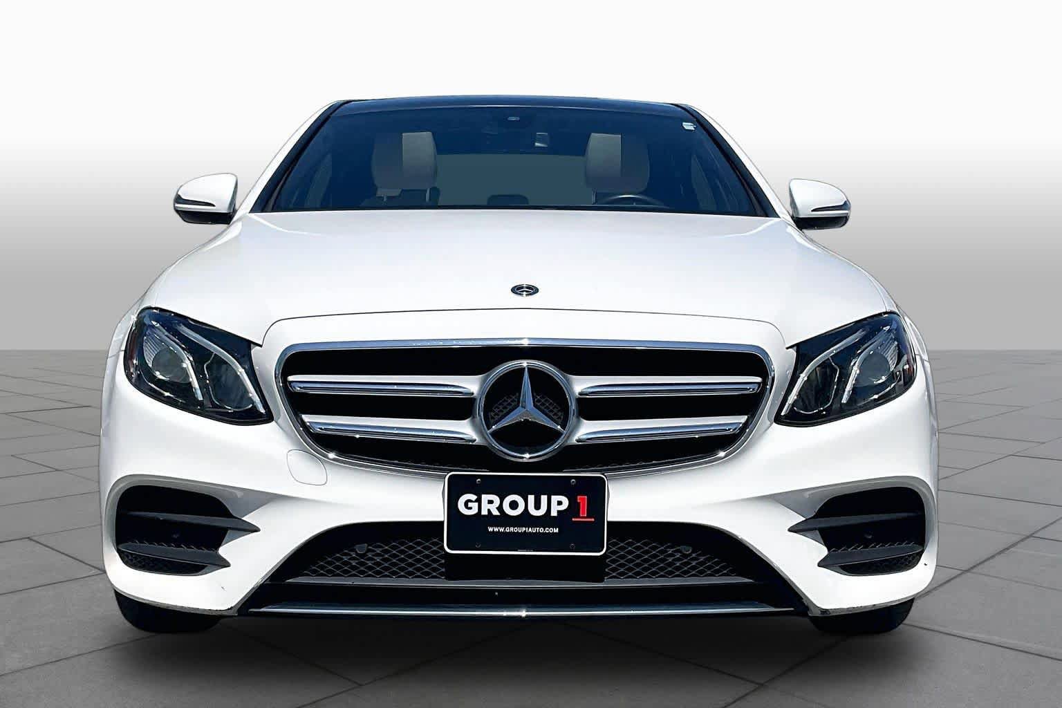 Used 2018 Mercedes-Benz E 300 4MATIC image 3