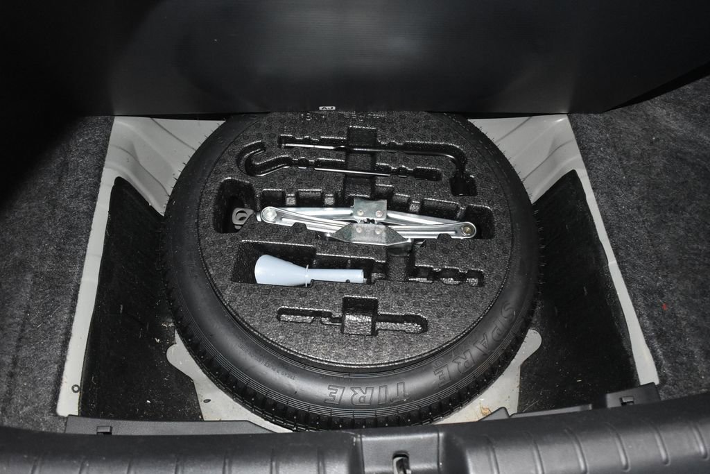 Used 2016 Honda Civic Touring image 34