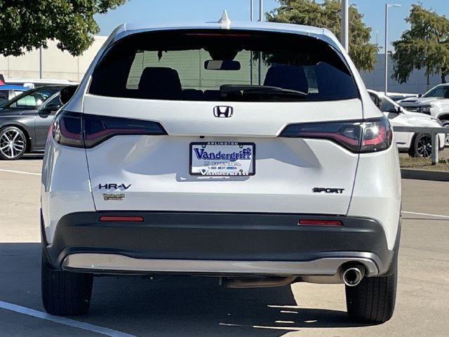 Used 2025 Honda HR-V Sport image 5