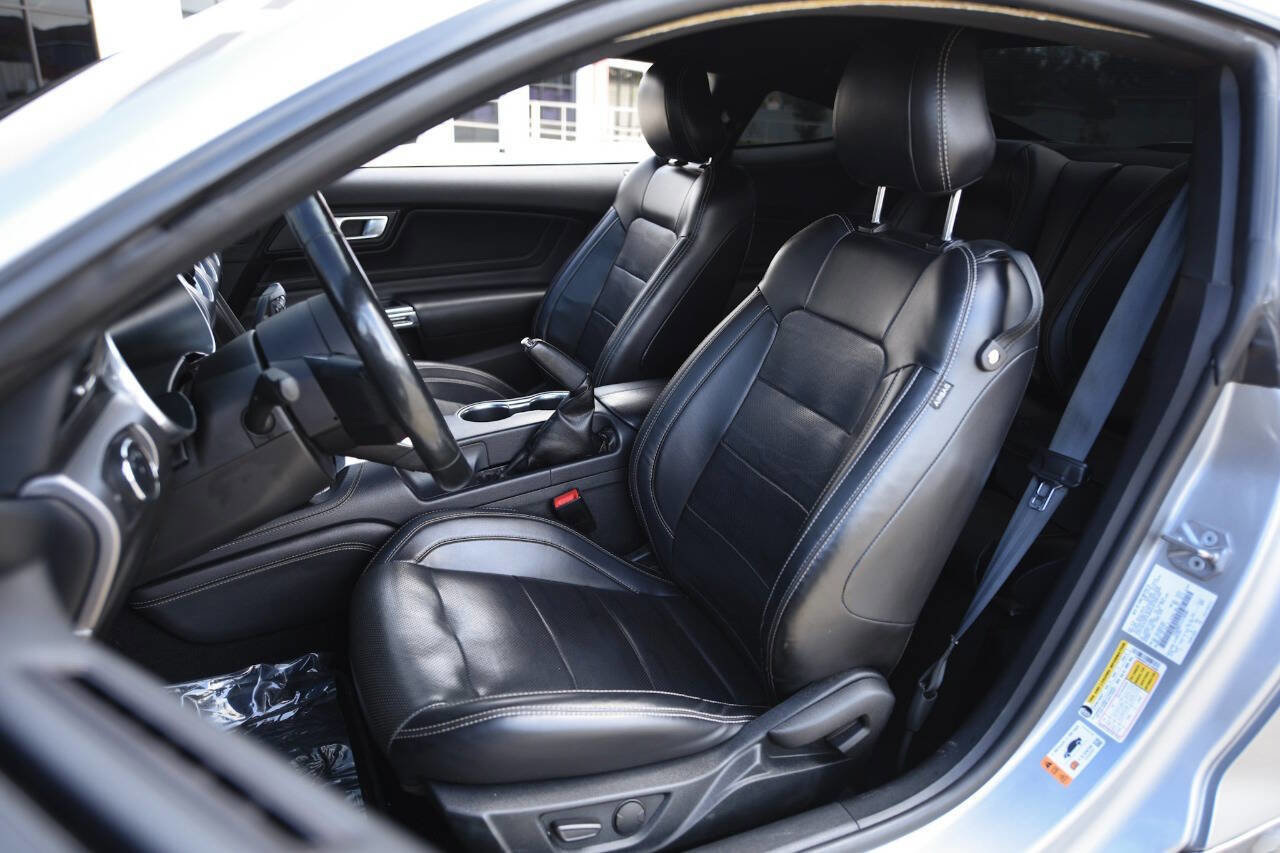 Used 2020 Ford Mustang GT Premium w/ Equipment Group 401A image 12