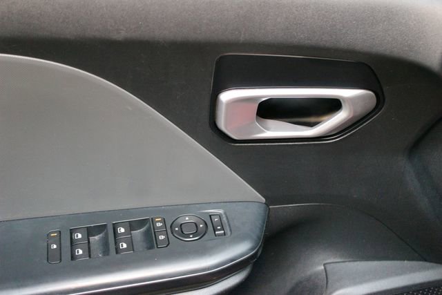 Used 2025 Kia K4 FWD image 17
