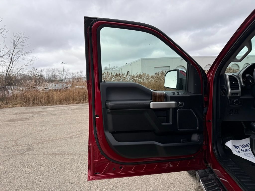 Used 2018 Ford F150 Lariat w/ Equipment Group 502A Luxury AWD/4WD image 37