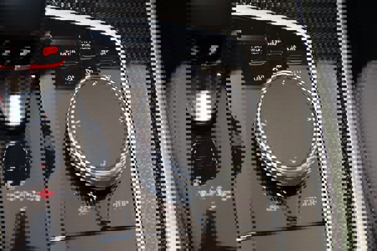 Used 2022 BMW X5 M w/ Executive Package image 25