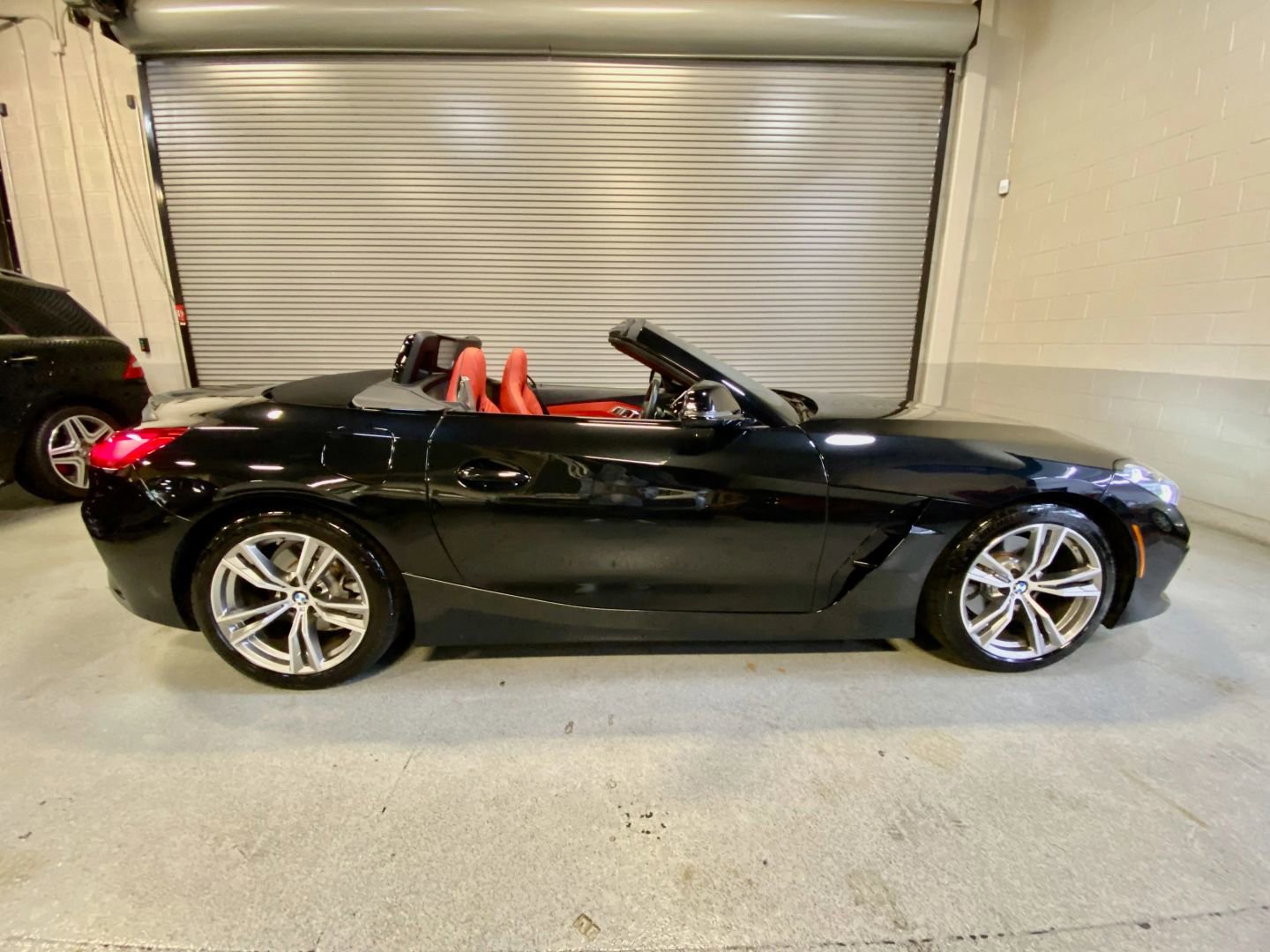Used 2024 BMW Z4 sDrive30i w/ Premium Package image 15