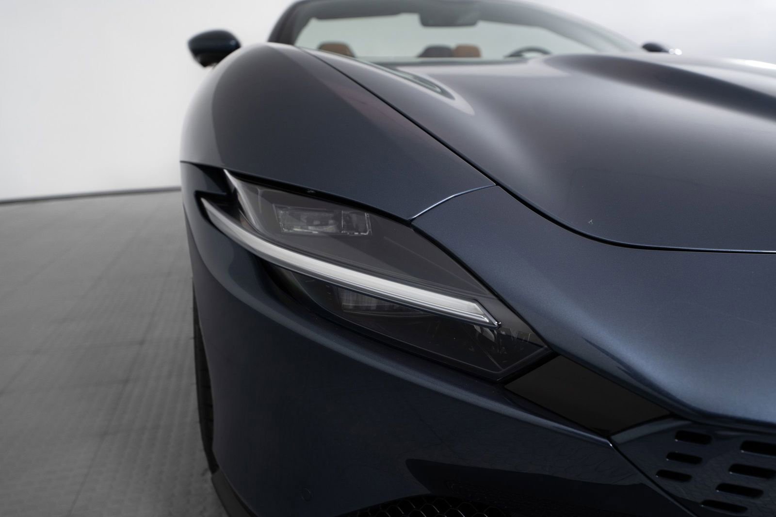 Certified 2025 Ferrari Roma Spider image 23