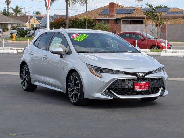 Used 2019 Toyota Corolla XSE FWD image 3